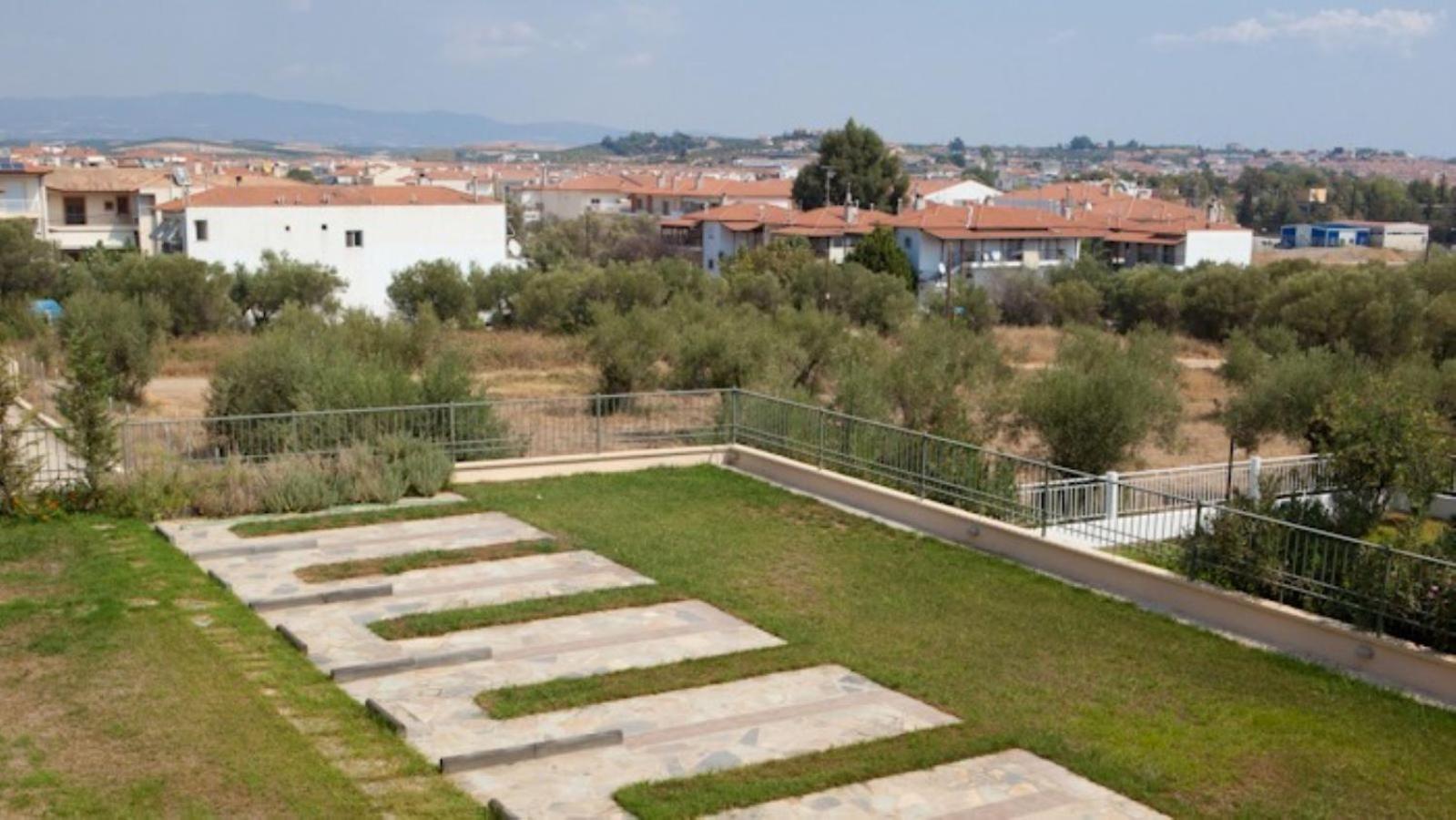 Alexandros Maisonettes & Apartments Nea Moudania Exterior foto